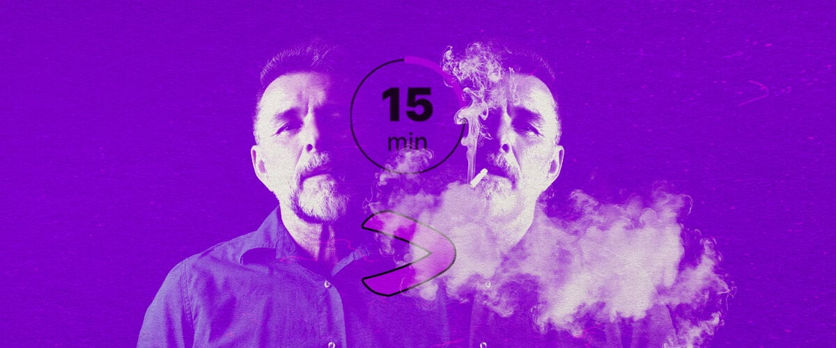 Guía de Dosificación y Consumo de Vapor de Cannabis Un retrato artístico de un hombre barbudo fumando vapor púrpura, con expresión contemplativa, simbolizando métodos de dosificación de cannabis, sobre un fondo abstracto vibrante.