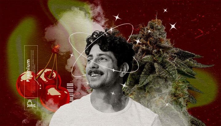 Efectos de la Marihuana Cherry Pie Una ilustración de un hombre sonriendo con un cogollo de cannabis y imágenes de cerezas premium de fondo, sobre un fondo cósmico vibrante rojo y verde con efectos de estrellas y humo, destacando los efectos de la marihuana Cherry Pie.