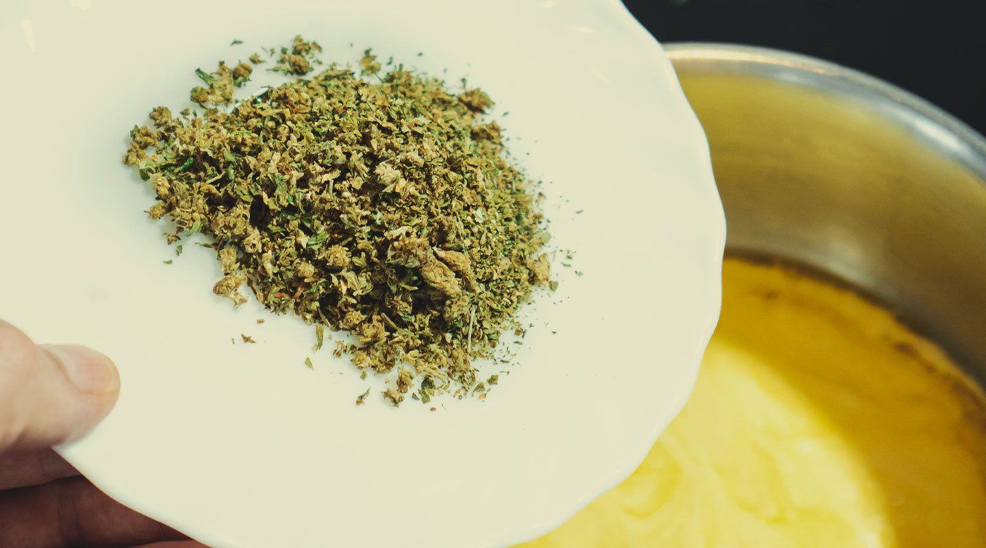 Añade Cannabis a la Mantequilla ya Derretida
