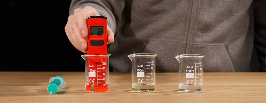 Medir el pH con un tester