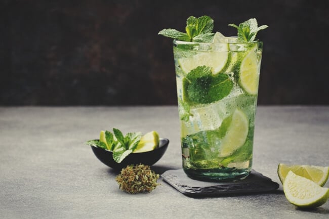 Cómo hacer un mojito con marihuana