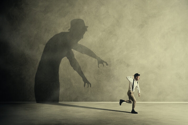 ¿Existe un vínculo entre el consumo de cannabis y la paranoia?